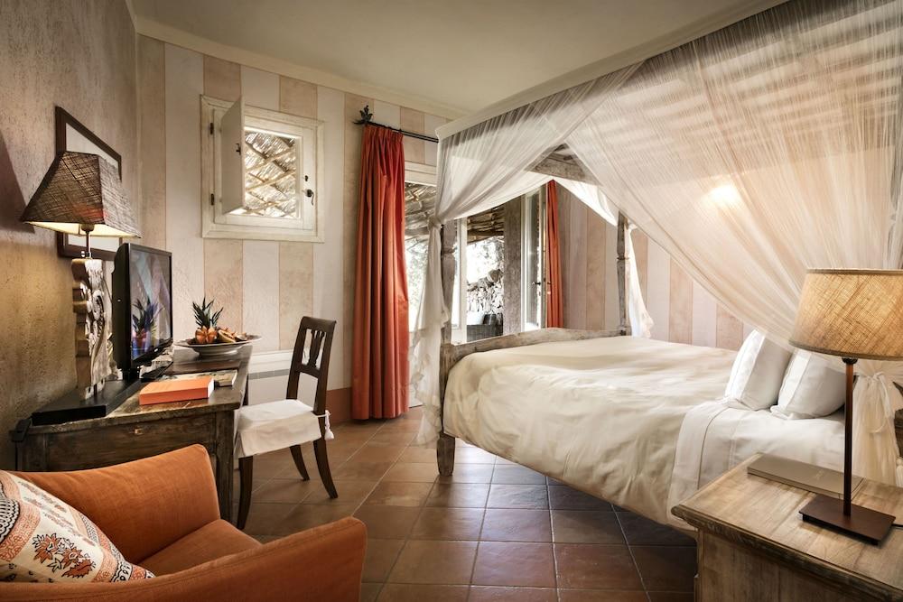 Resort Petra Segreta & San Pantaleo